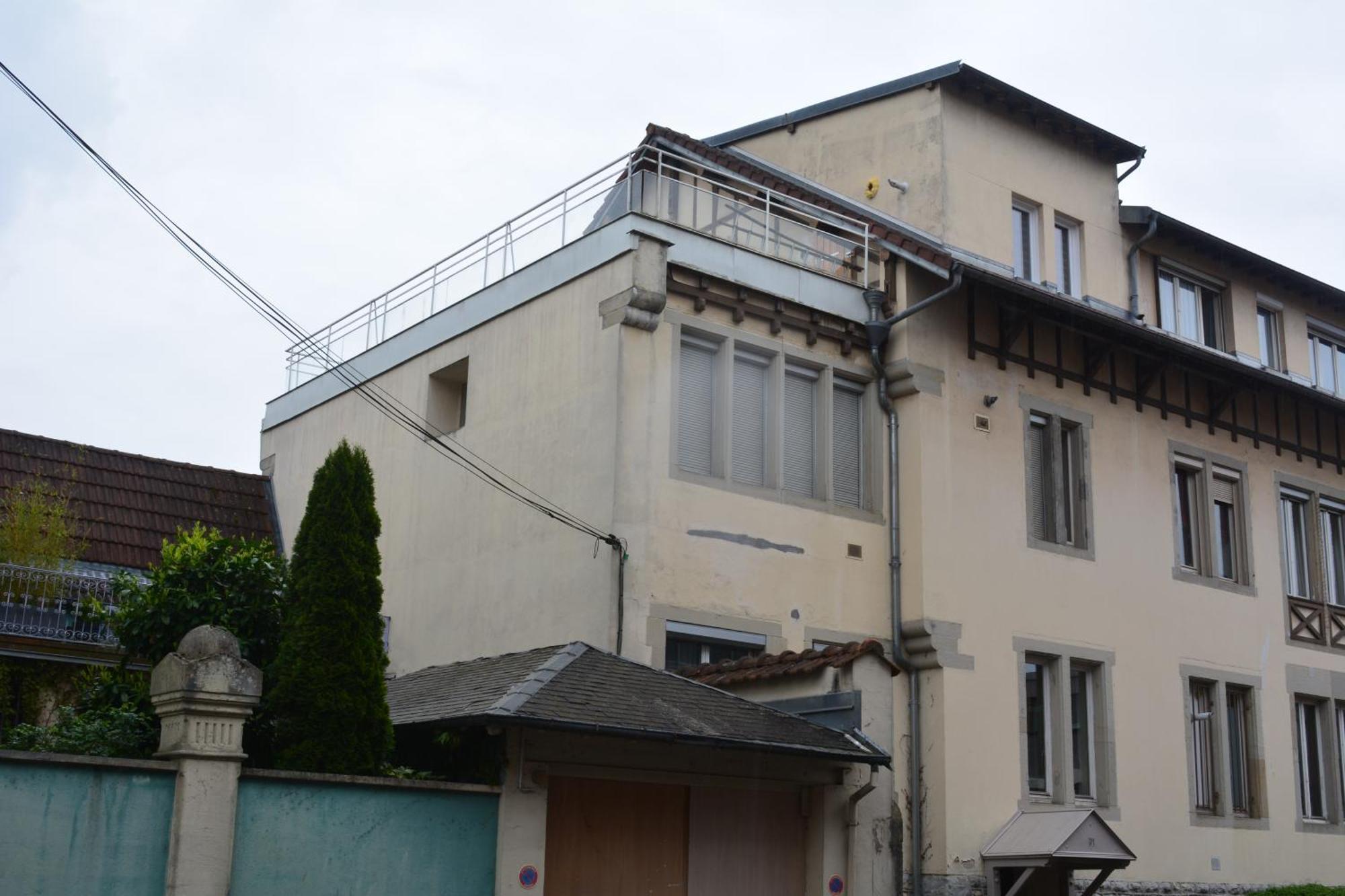 Appartement-Terrasse Parking Prive Meuble De Tourisme 4 Etoiles Belfort Exterior foto